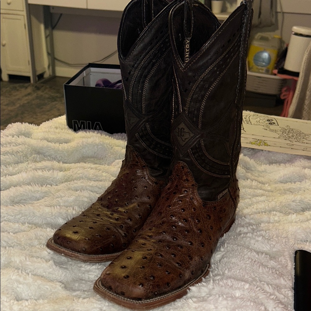 MIA Dark Brown and Tan Western Boots